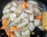 お正月で余った根菜で炒め煮！パパっとご飯作り方4写真