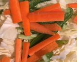 野菜たっぷり！だし香る焼うどん作り方2写真