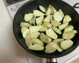 生姜が効いてる！鶏ひき肉と茄子の甘酢炒め作り方3写真