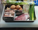 親密丼　（ひき肉の親子丼）作り方1写真