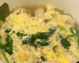 ほうれん草としめじのふわふわ卵スープ作り方3写真