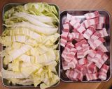 白菜消費✨豚バラと白菜のあまから和風炒め作り方1写真