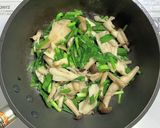 キノコとニラたっぷりの天津かた焼きそば作り方3写真