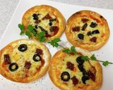 餃子の皮でオリーブとドライトマトのピザ作り方7写真