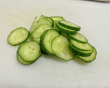胡瓜とワカメの酢の物作り方1写真