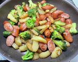 ブロッコリーとポテトのシーズニング炒め作り方2写真
