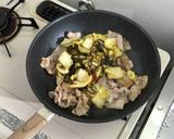 ご飯が進む!豚バラと塩昆布白菜の炒め物作り方3写真