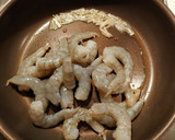 炒め生姜香る エビとほうれん草の醤油炒め作り方2写真