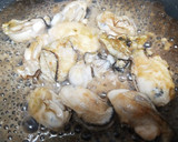 簡単！牡蠣のバター醤油炒め作り方4写真