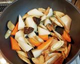 手羽元と根菜の酢醤油オイスターソース煮作り方5写真