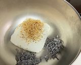 簡単♫ごま油香る 塩昆布のおにぎり作り方1写真