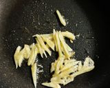 セロリの葉も食べちゃう！生姜炒め作り方1写真