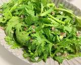 生で美味しい春菊のサラダ ビールにも作り方5写真