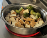 鶏ももと厚揚げのオイスター炒め作り方3写真