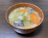 【汁物】手軽に栄養アップ!鯖缶のあら汁風作り方4写真