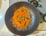 えのきとにんじんの肉味噌丼作り方2写真
