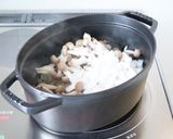 煮込んで【大根とベーコンのコンソメスープ作り方3写真