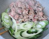 白ネギと牛肉のニンニク醤油炒め作り方2写真