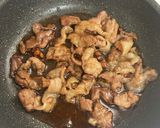 ポーク照り焼き餃子の皮でパリパリピッツァ作り方1写真