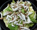 超簡単！塩麹の鶏もも肉と野菜の蒸し煮！作り方3写真