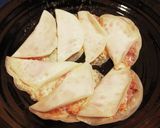 レンジで餃子の皮のハムマヨチーズピザ作り方4写真