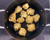 節分豆と竜田揚げの照焼ソース炒め作り方3写真