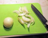 カンパーニュのオニオングラタンスープ作り方1写真