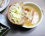 カンパーニュのオニオングラタンスープ作り方6写真