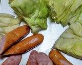 早生キャベツとソーセージ!カレー味で♡作り方1写真