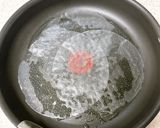 新玉ねぎのライスペーパーピザ作り方7写真