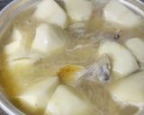３％塩水に漬けた手羽元、焼いて煮込んで！作り方4写真