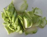 簡単副菜☆生ザーサイの塩昆布ナムル。作り方1写真