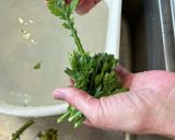 簡単#豆腐となめこと春菊のお味噌汁作り方1写真