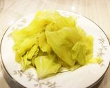 簡単で温かいキャベツのサラダ作り方3写真