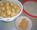 おばあちゃんの味●新じゃがの味噌煮●作り方1写真