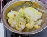 カレーの後の鍋でスープ作り方2写真