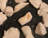 カシューナッツと鶏肉のピリ辛甘酢炒め作り方2写真
