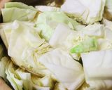 鍋の素●くたくたキャベツの鶏肉うどん鍋作り方1写真