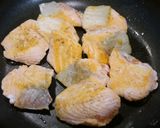簡単！銀鮭ほうれん草のバター醤油炒め作り方3写真