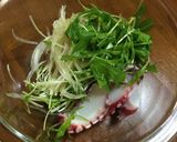 ☆タコと玉ねぎと水菜のサラダ　＋トマト作り方6写真