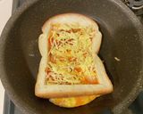 冷凍食パンでくり抜き卵キムチーズトースト作り方6写真