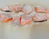 鮭ほうれん草クリーム煮込み作り方2写真