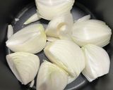 さっぱり旨味！鶏手羽と桜海老の煮込み作り方1写真