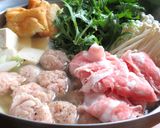 【豚バラ肉と鶏つみれと白ねぎの黒胡椒鍋〗作り方7写真