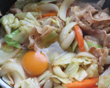 簡単美味☆卵を絡めてまろやか昭和の焼肉丼作り方8写真
