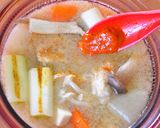 ハリッサ入り鶏肉と野菜の“みそスープ”♪作り方5写真