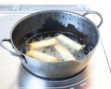 手軽に美味しい【カニカマチーズの春巻き】作り方6写真