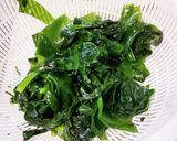 生わかめとキャベツのごまニンニク。作り方1写真