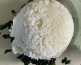 ごま油でストレス撃退！\わかめおにぎり/作り方3写真