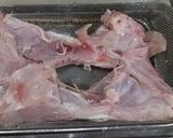 鯛のかまの煮付け、オクラ添え作り方1写真